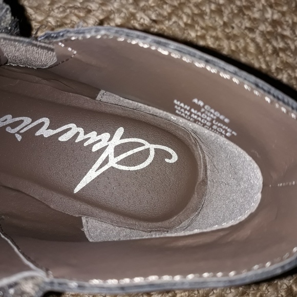 American Rag - Picture 4 of 8